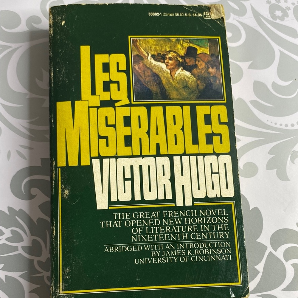 Les Misérables by Victor Hugo Book paperback